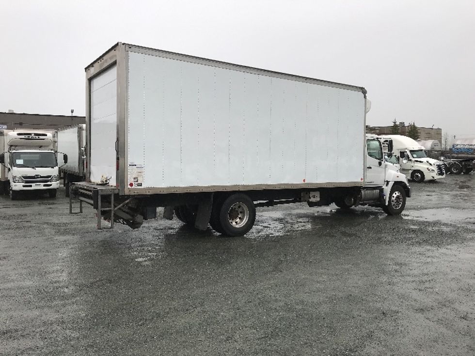 Refrigerated Truck-Light and Medium Duty Trucks-Hino-2020-338-Delta-BC-252,759\n\t\tkm-$ 81,750 - Image 13