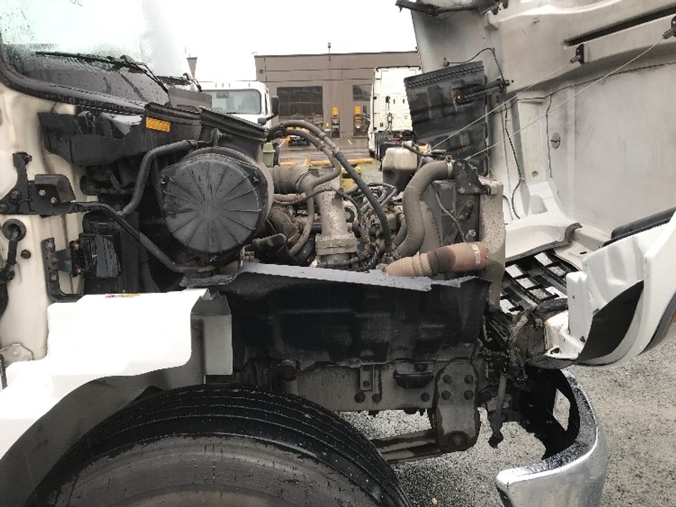 Refrigerated Truck-Light and Medium Duty Trucks-Hino-2020-338-Delta-BC-252,759\n\t\tkm-$ 81,750 - Image 23