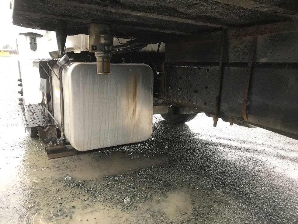 Refrigerated Truck-Light and Medium Duty Trucks-Hino-2020-338-Delta-BC-252,759\n\t\tkm-$ 81,750 - Image 25