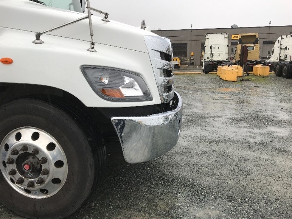 Refrigerated Truck-Light and Medium Duty Trucks-Hino-2020-338-Delta-BC-252,759\n\t\tkm-$ 81,750 - Image 27