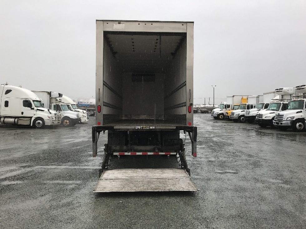 Refrigerated Truck-Light and Medium Duty Trucks-Hino-2020-338-Delta-BC-252,759\n\t\tkm-$ 81,750 - Image 9