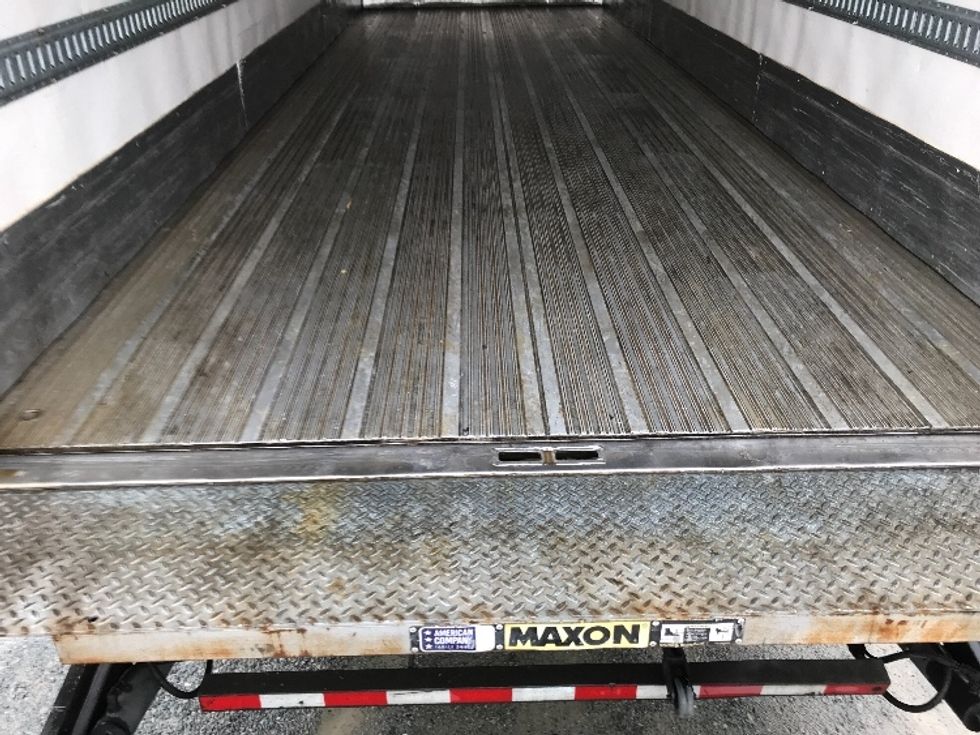 Refrigerated Truck-Light and Medium Duty Trucks-Hino-2020-338-Delta-BC-267,004\n\t\tkm-$ 78,000 - Image 10