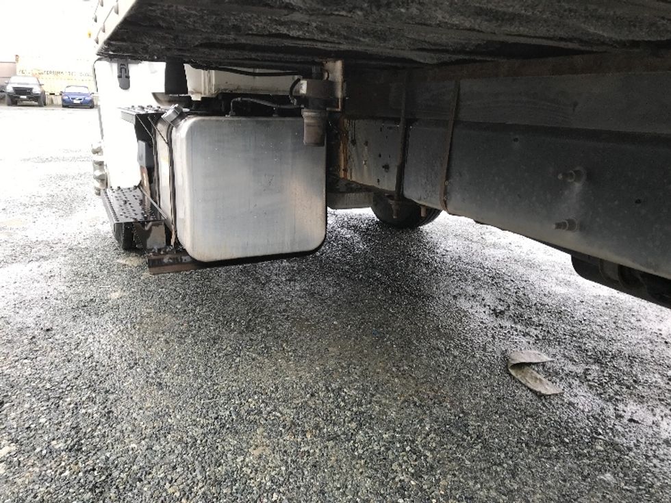 Refrigerated Truck-Light and Medium Duty Trucks-Hino-2020-338-Delta-BC-267,004\n\t\tkm-$ 78,000 - Image 24