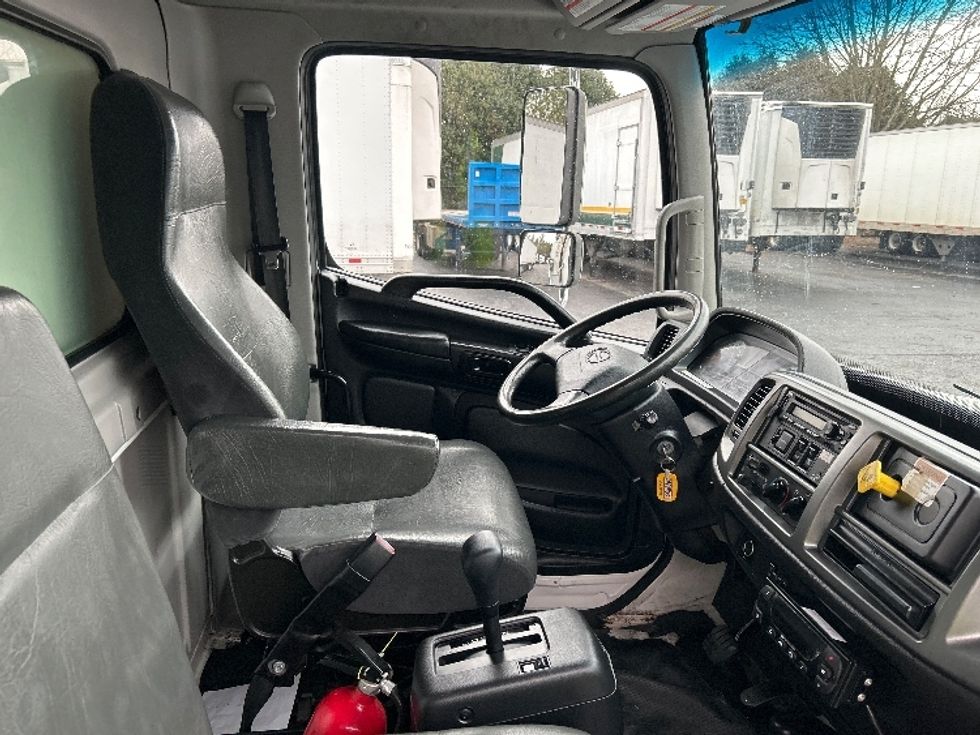 Refrigerated Truck-Light and Medium Duty Trucks-Hino-2020-338-Duluth-GA-179,946\n\t\tmiles-$ 54,750 - Image 20