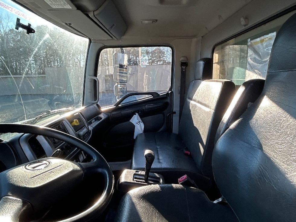 Refrigerated Truck-Light and Medium Duty Trucks-Hino-2020-338-Eden-MD-131,987\n\t\tmiles-$ 54,500 - Image 19