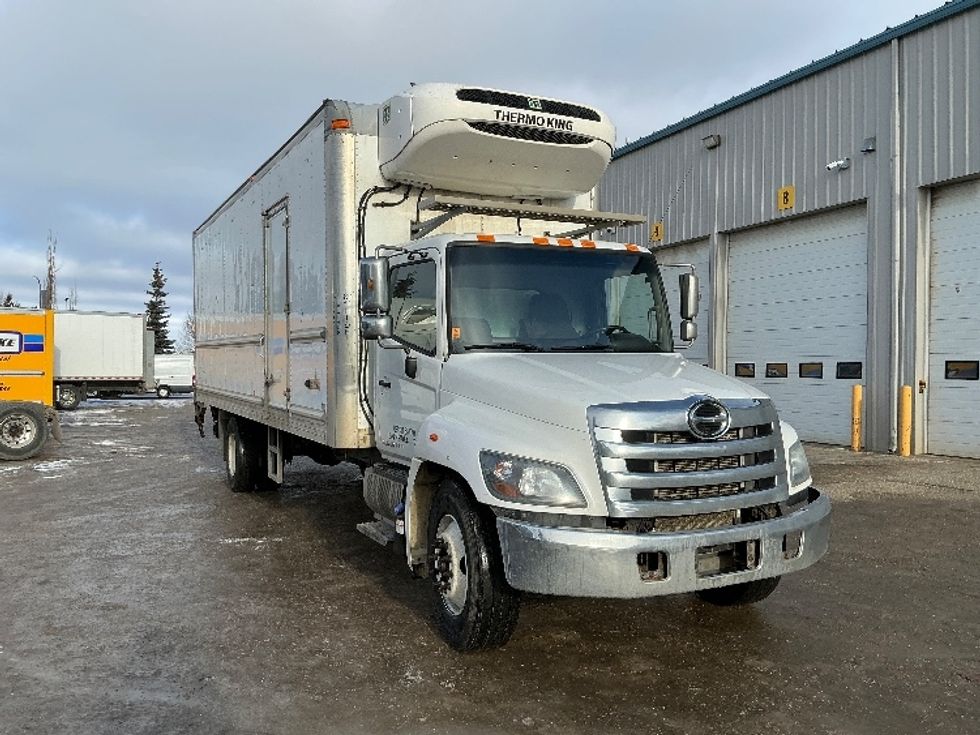 Refrigerated Truck-Light and Medium Duty Trucks-Hino-2020-338-Edmonton-AB-176,065\n\t\tkm-$ 87,750 - Image 1