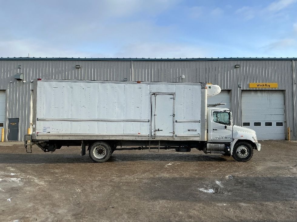 Refrigerated Truck-Light and Medium Duty Trucks-Hino-2020-338-Edmonton-AB-176,065\n\t\tkm-$ 87,750 - Image 15