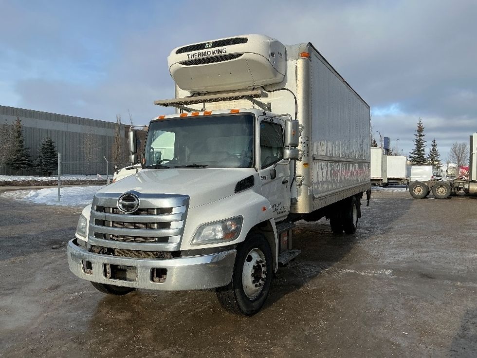 Refrigerated Truck-Light and Medium Duty Trucks-Hino-2020-338-Edmonton-AB-176,065\n\t\tkm-$ 87,750 - Image 3