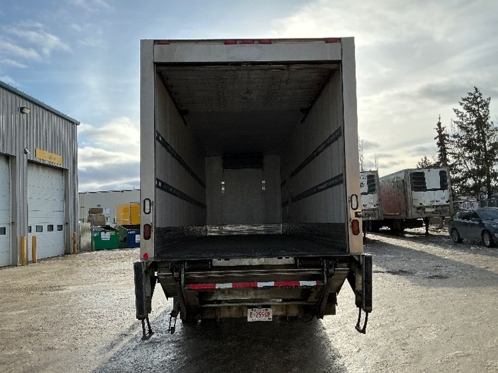 Refrigerated Truck-Light and Medium Duty Trucks-Hino-2020-338-Edmonton-AB-176,065\n\t\tkm-$ 87,750 - Image 9