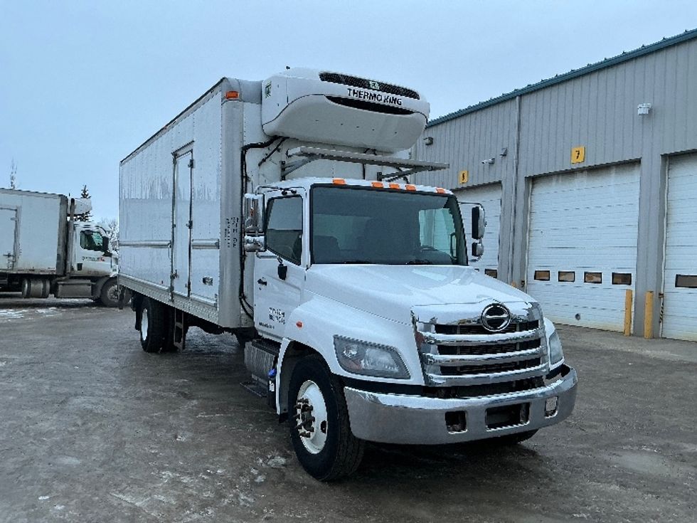 Refrigerated Truck-Light and Medium Duty Trucks-Hino-2020-338-Edmonton-AB-211,260\n\t\tkm-$ 86,500 - Image 1