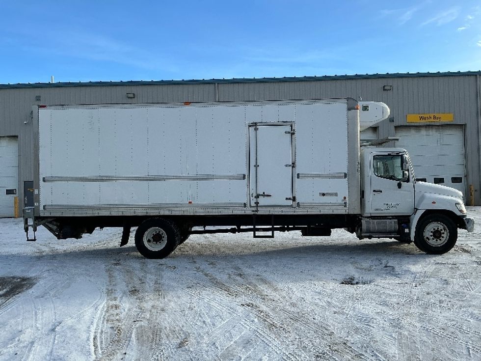 Refrigerated Truck-Light and Medium Duty Trucks-Hino-2020-338-Edmonton-AB-239,481\n\t\tkm-$ 83,250 - Image 15