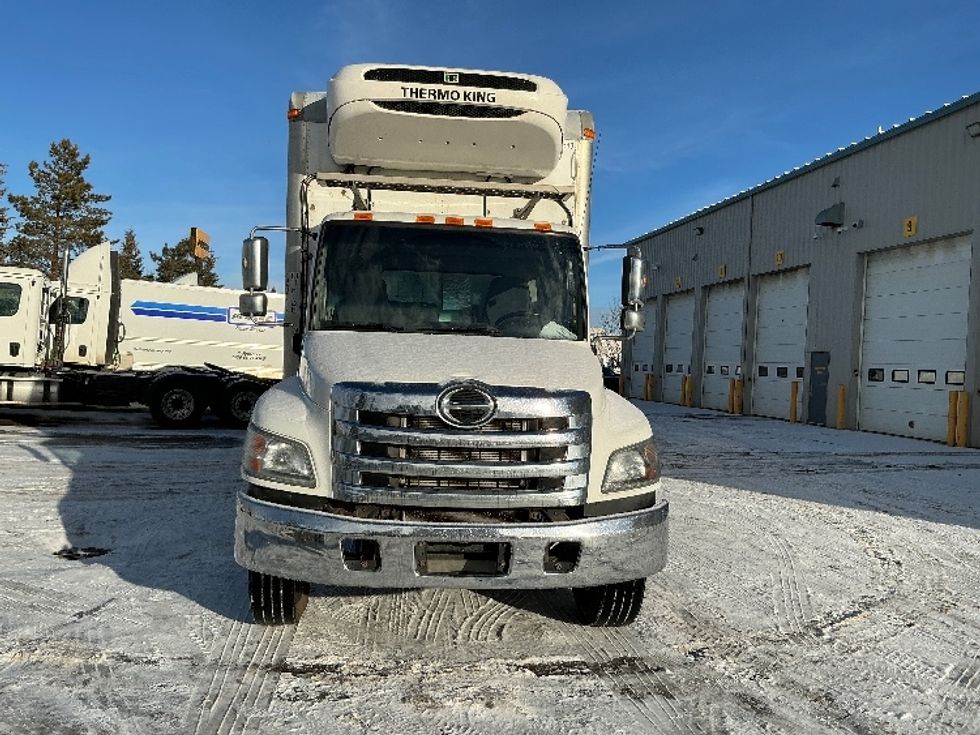 Refrigerated Truck-Light and Medium Duty Trucks-Hino-2020-338-Edmonton-AB-239,481\n\t\tkm-$ 83,250 - Image 2