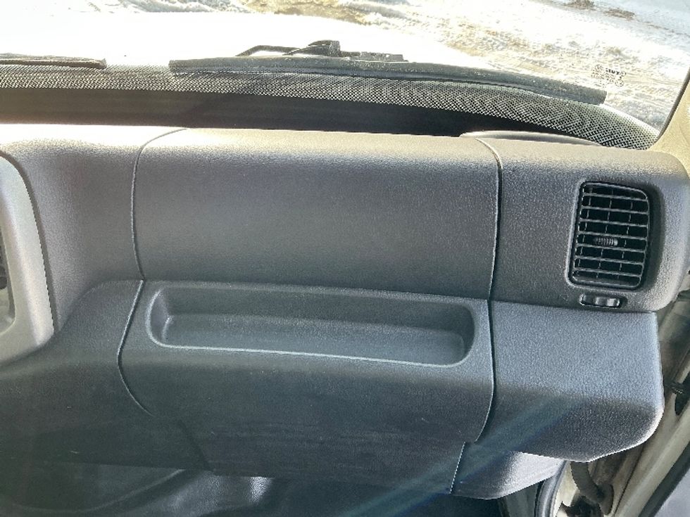 Refrigerated Truck-Light and Medium Duty Trucks-Hino-2020-338-Edmonton-AB-239,481\n\t\tkm-$ 83,250 - Image 21