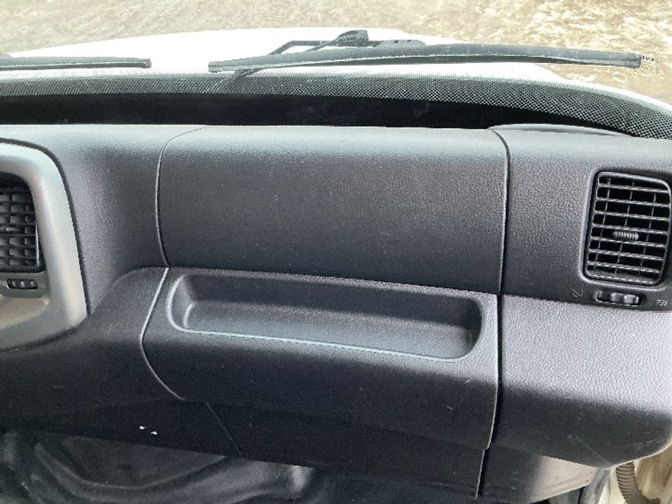 Refrigerated Truck-Light and Medium Duty Trucks-Hino-2020-338-Edmonton-AB-256,293\n\t\tkm-$ 81,250 - Image 17