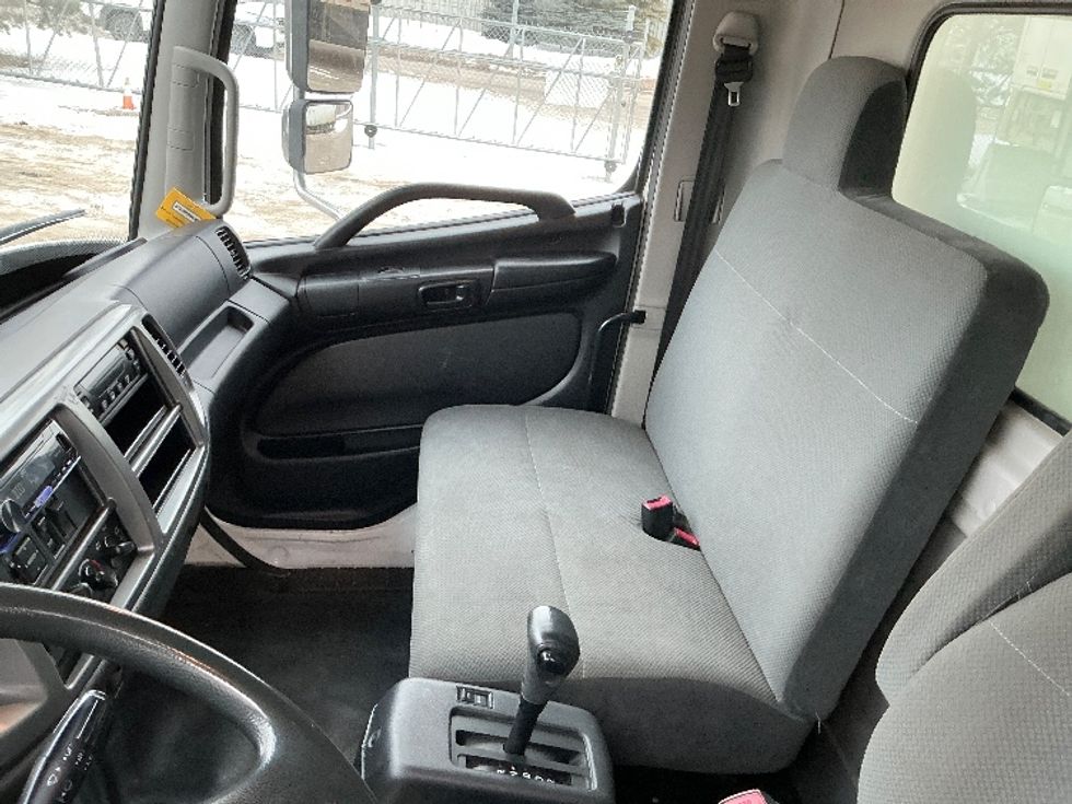Refrigerated Truck-Light and Medium Duty Trucks-Hino-2020-338-Edmonton-AB-256,293\n\t\tkm-$ 81,250 - Image 19