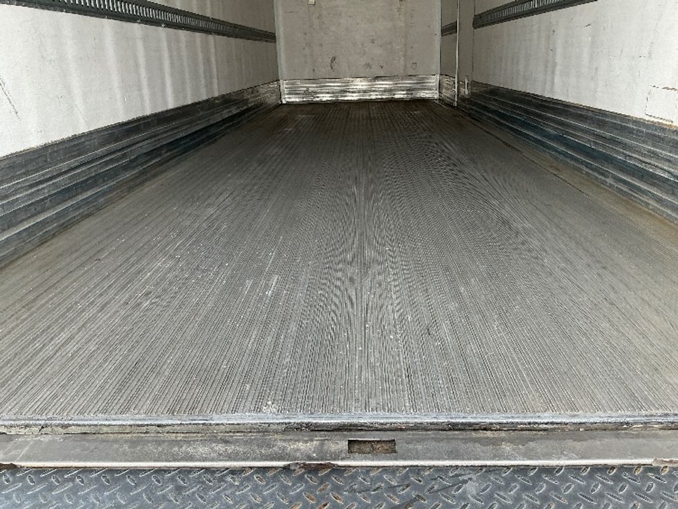 Refrigerated Truck-Light and Medium Duty Trucks-Hino-2020-338-Edmonton-AB-270,548\n\t\tkm-$ 74,000 - Image 10