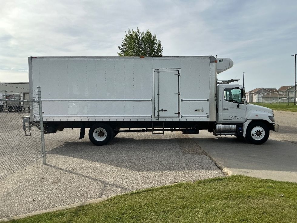 Refrigerated Truck-Light and Medium Duty Trucks-Hino-2020-338-Edmonton-AB-270,548\n\t\tkm-$ 74,000 - Image 15