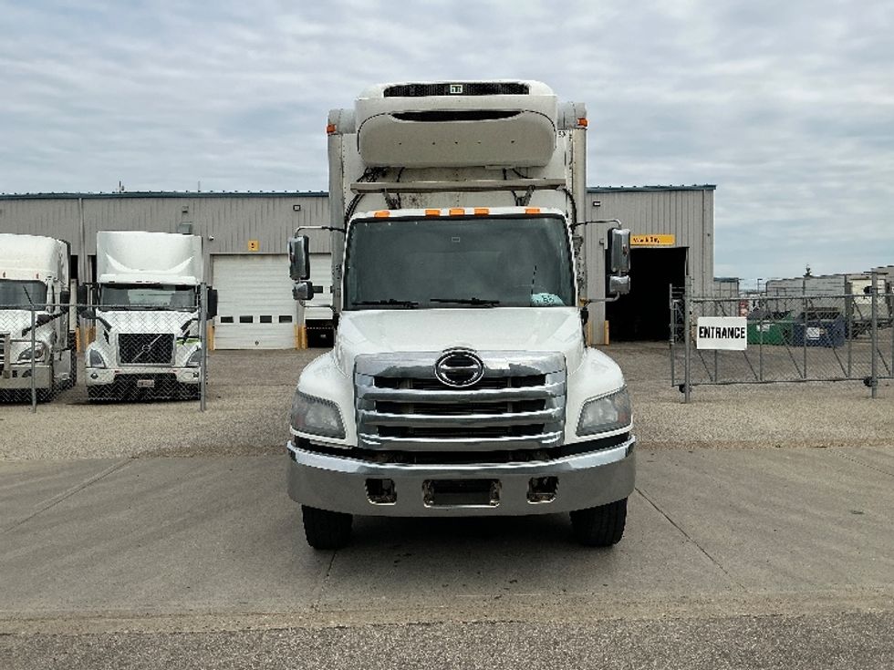 Refrigerated Truck-Light and Medium Duty Trucks-Hino-2020-338-Edmonton-AB-270,548\n\t\tkm-$ 74,000 - Image 2
