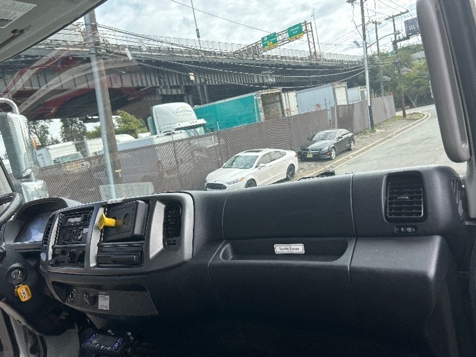 Refrigerated Truck-Light and Medium Duty Trucks-Hino-2020-338-Elmsford-NY-219,169\n\t\tmiles-$ 43,750 - Image 21