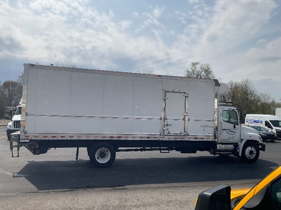 Refrigerated Truck-Light and Medium Duty Trucks-Hino-2020-338-Indianapolis-IN-192,818\n\t\tmiles-$ 49,500 - Image 15