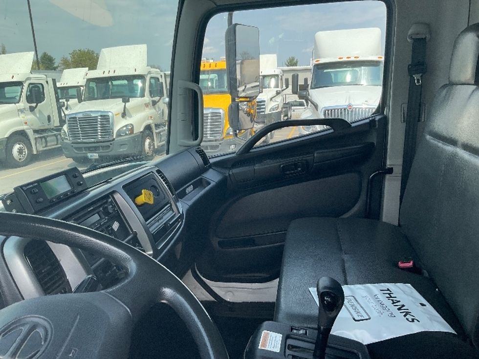 Refrigerated Truck-Light and Medium Duty Trucks-Hino-2020-338-Indianapolis-IN-192,818\n\t\tmiles-$ 49,500 - Image 19