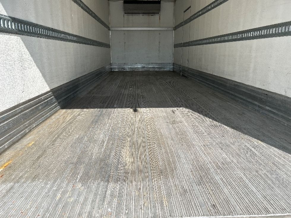 Refrigerated Truck-Light and Medium Duty Trucks-Hino-2020-338-Louisville-KY-198,459\n\t\tmiles-$ 46,250 - Image 10
