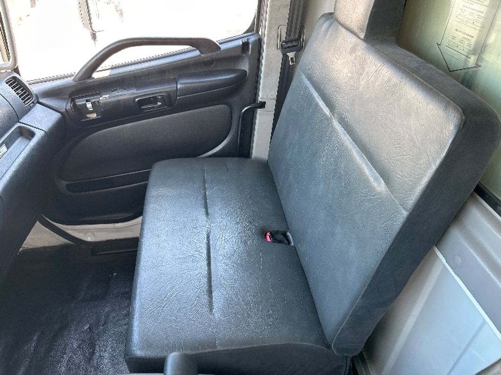 Refrigerated Truck-Light and Medium Duty Trucks-Hino-2020-338-Louisville-KY-198,459\n\t\tmiles-$ 46,250 - Image 20