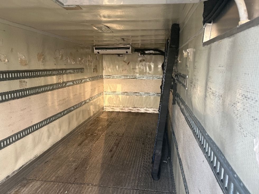 Refrigerated Truck-Light and Medium Duty Trucks-Hino-2020-338-Montgomery-NY-140,828\n\t\tmiles-$ 47,500 - Image 11