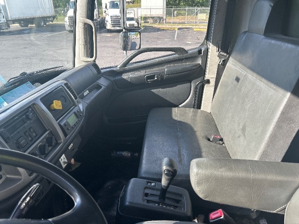 Refrigerated Truck-Light and Medium Duty Trucks-Hino-2020-338-Montgomery-NY-140,828\n\t\tmiles-$ 47,500 - Image 19
