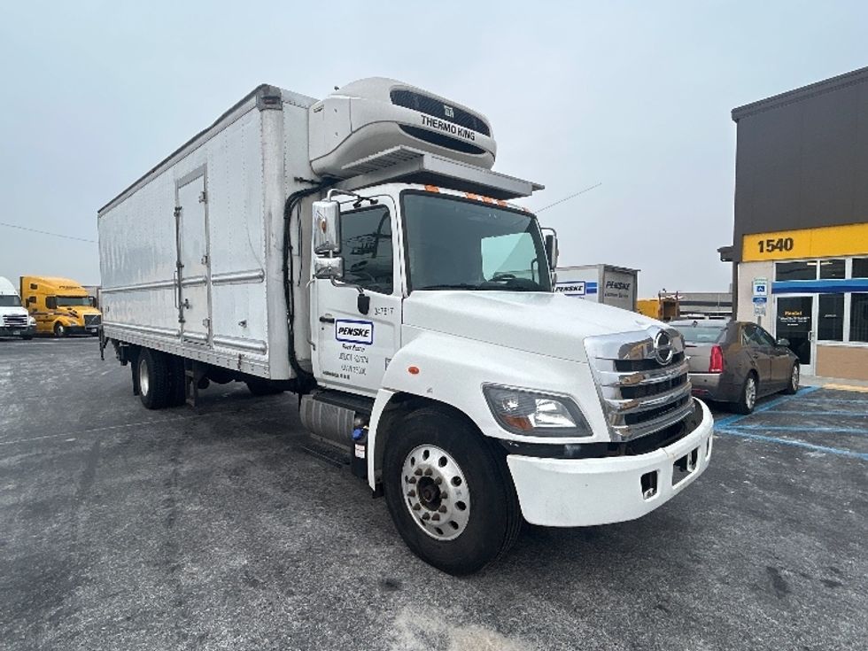 Refrigerated Truck-Light and Medium Duty Trucks-Hino-2020-338-North Bergen-NJ-133,211\n\t\tmiles-$ 52,750 - Image 1