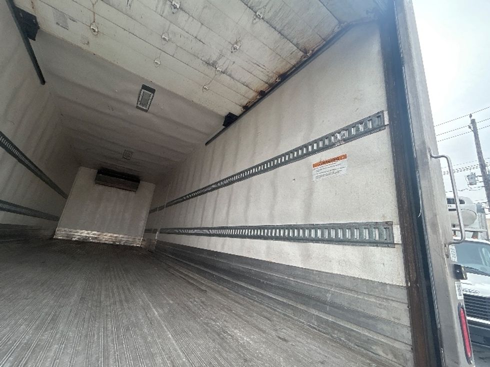 Refrigerated Truck-Light and Medium Duty Trucks-Hino-2020-338-North Bergen-NJ-133,211\n\t\tmiles-$ 52,750 - Image 12