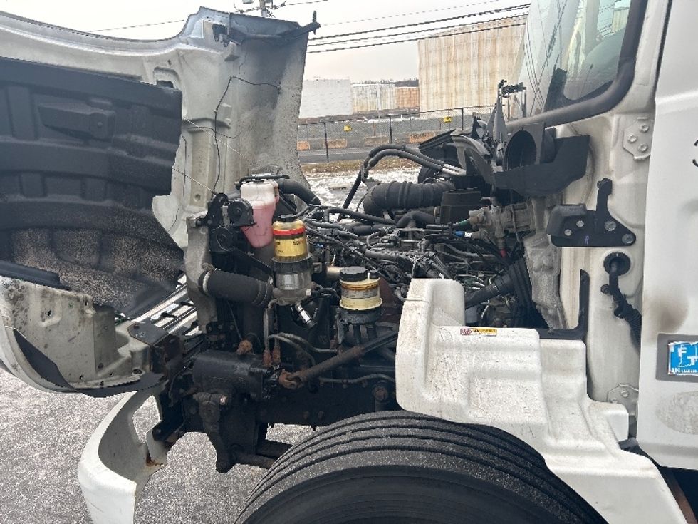 Refrigerated Truck-Light and Medium Duty Trucks-Hino-2020-338-North Bergen-NJ-133,211\n\t\tmiles-$ 52,750 - Image 24