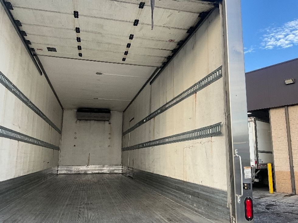 Refrigerated Truck-Light and Medium Duty Trucks-Hino-2020-338-Ocala-FL-222,415\n\t\tmiles-$ 44,500 - Image 12