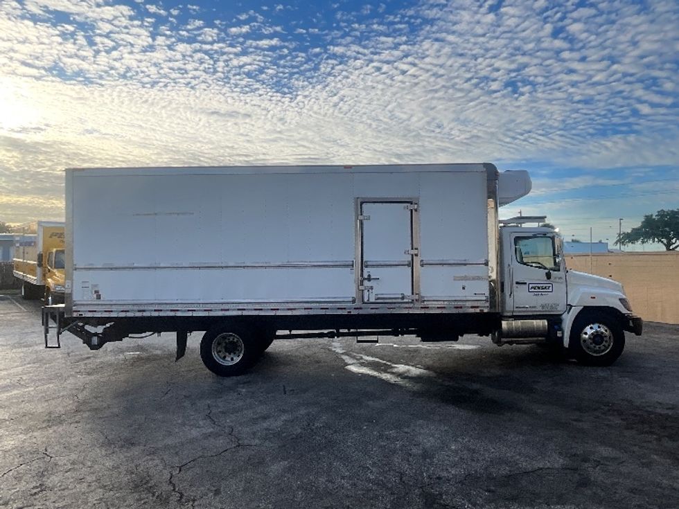 Refrigerated Truck-Light and Medium Duty Trucks-Hino-2020-338-Ocala-FL-222,415\n\t\tmiles-$ 44,500 - Image 15