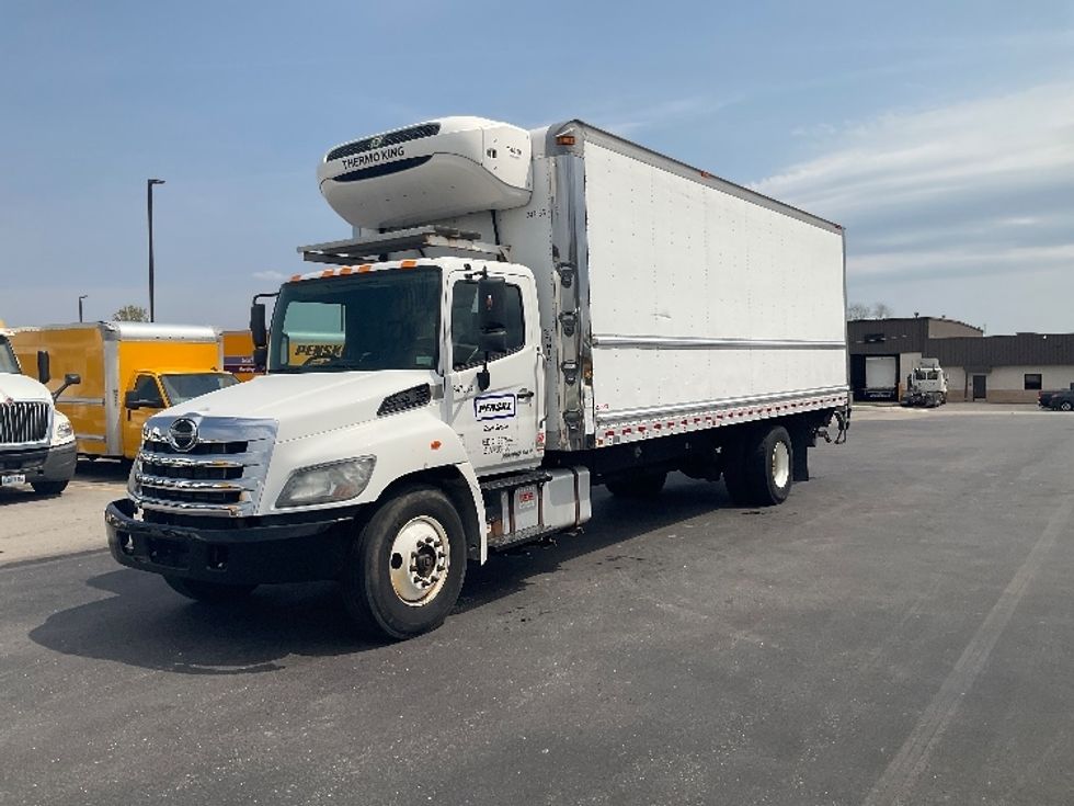 Refrigerated Truck-Light and Medium Duty Trucks-Hino-2020-338-Piqua-OH-192,815\n\t\tmiles-$ 57,000 - Image 3