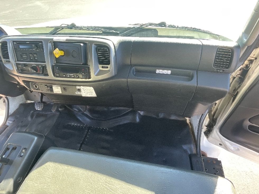 Refrigerated Truck-Light and Medium Duty Trucks-Hino-2020-338-Statesville-NC-141,577\n\t\tmiles-$ 58,000 - Image 21