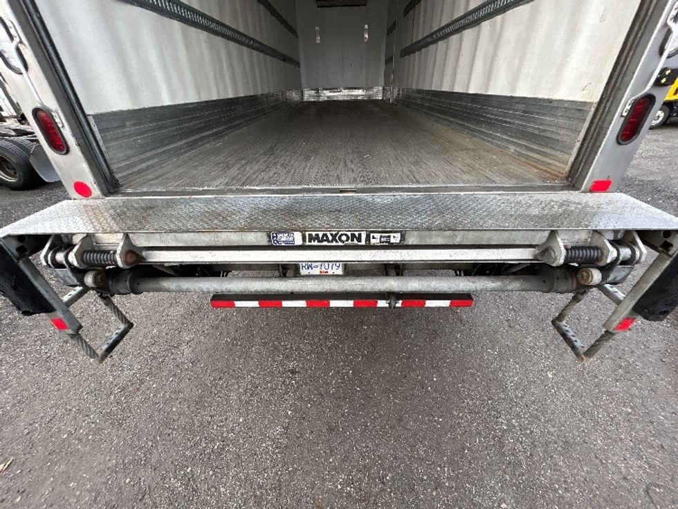 Refrigerated Truck-Light and Medium Duty Trucks-Hino-2020-338-Surrey-BC-169,555\n\t\tkm-$ 91,250 - Image 10