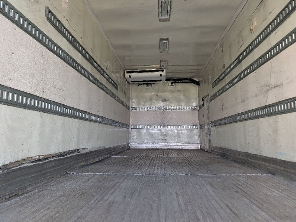 Refrigerated Truck-Light and Medium Duty Trucks-Hino-2020-338-Swedesboro-NJ-118,123\n\t\tmiles-$ 48,250 - Image 24
