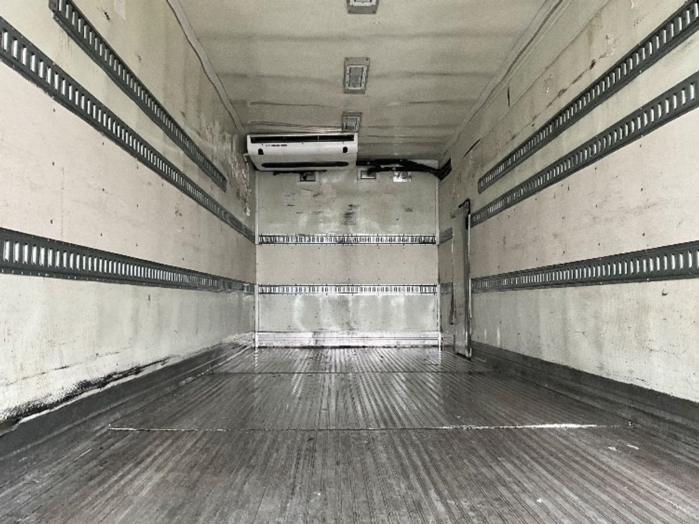 Refrigerated Truck-Light and Medium Duty Trucks-Hino-2020-338-Swedesboro-NJ-126,579\n\t\tmiles-$ 47,250 - Image 8
