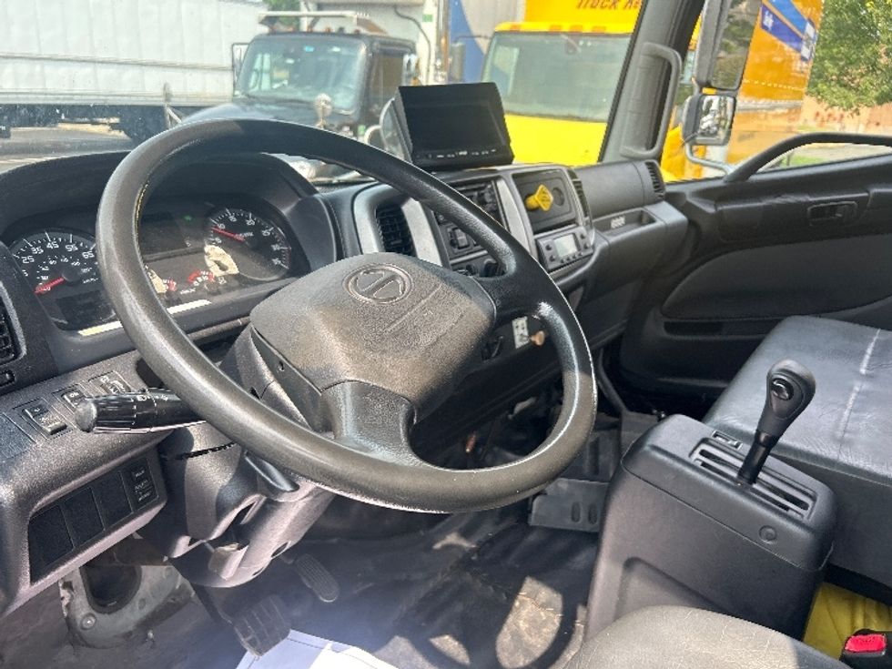 Refrigerated Truck-Light and Medium Duty Trucks-Hino-2020-338-Swedesboro-NJ-141,625\n\t\tmiles-$ 46,250 - Image 16