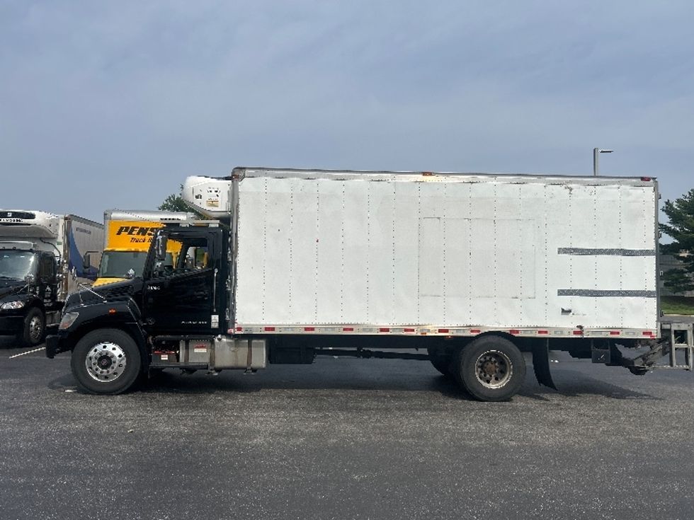Refrigerated Truck-Light and Medium Duty Trucks-Hino-2020-338-Swedesboro-NJ-141,625\n\t\tmiles-$ 46,250 - Image 4