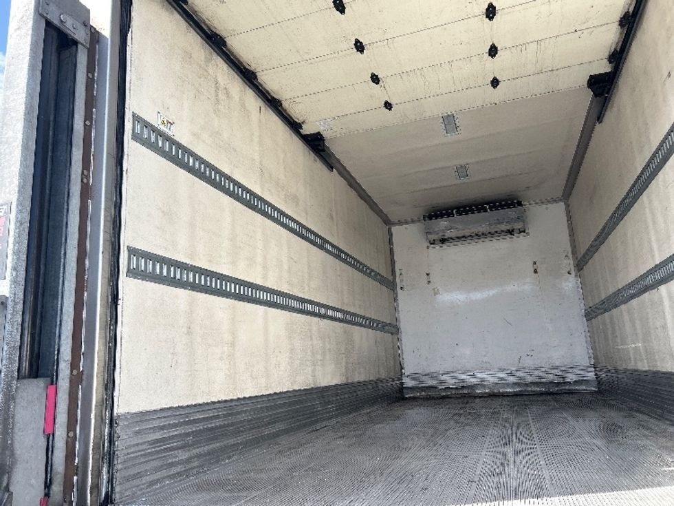 Refrigerated Truck-Light and Medium Duty Trucks-Hino-2020-338-Torrance-CA-212,722\n\t\tmiles-$ 41,250 - Image 11