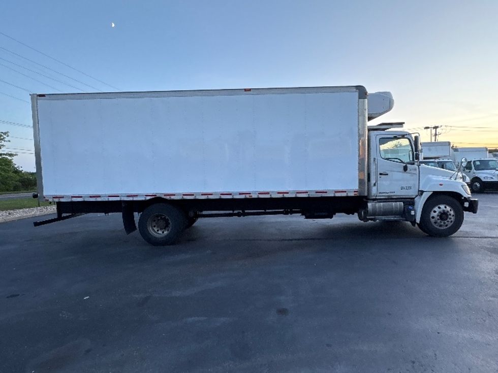Refrigerated Truck-Light and Medium Duty Trucks-Hino-2020-338-West Babylon-NY-194,518\n\t\tmiles-$ 45,500 - Image 14