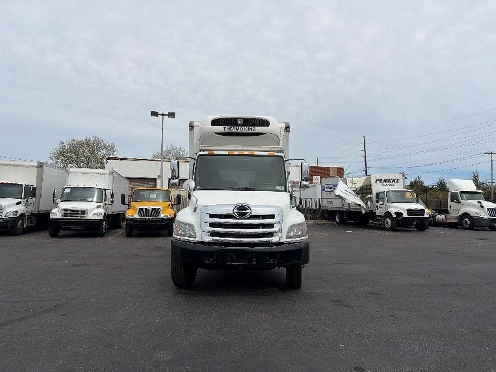 Refrigerated Truck-Light and Medium Duty Trucks-Hino-2020-338-West Babylon-NY-196,381\n\t\tmiles-$ 43,750 - Image 2