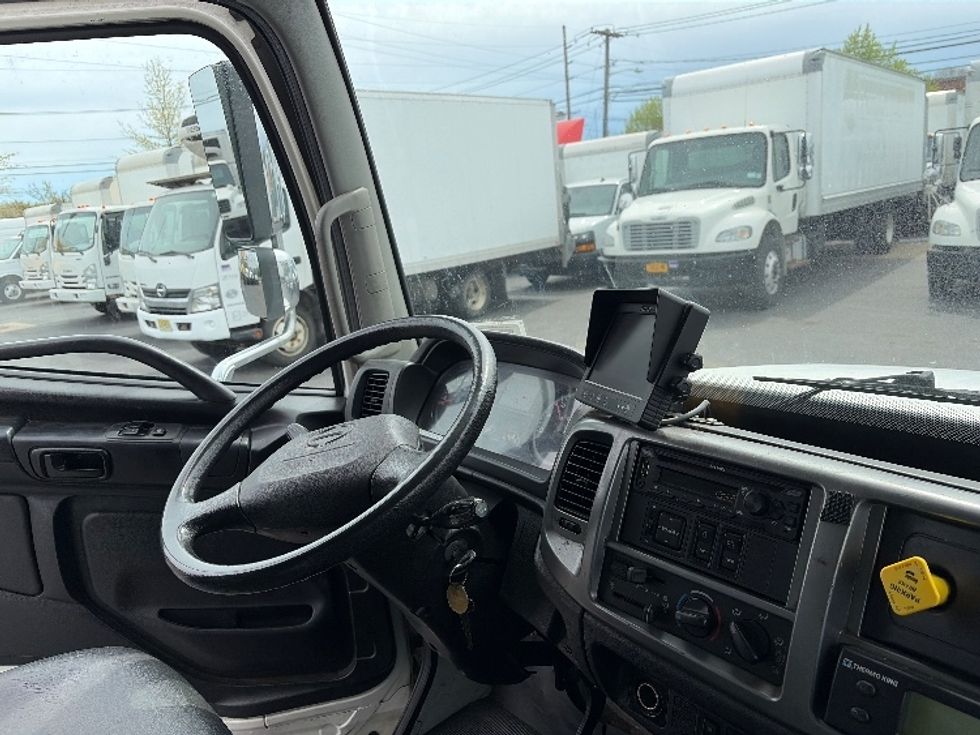 Refrigerated Truck-Light and Medium Duty Trucks-Hino-2020-338-West Babylon-NY-196,381\n\t\tmiles-$ 43,750 - Image 22
