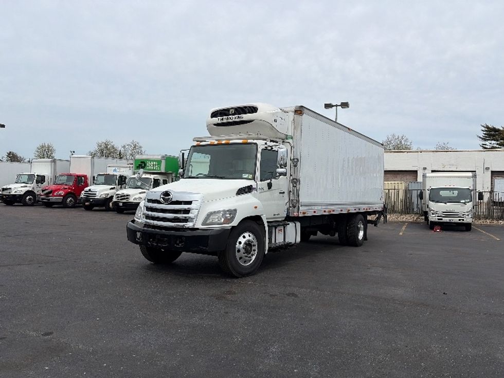 Refrigerated Truck-Light and Medium Duty Trucks-Hino-2020-338-West Babylon-NY-196,381\n\t\tmiles-$ 43,750 - Image 3