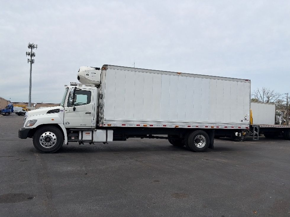 Refrigerated Truck-Light and Medium Duty Trucks-Hino-2020-338-West Babylon-NY-196,381\n\t\tmiles-$ 43,750 - Image 4