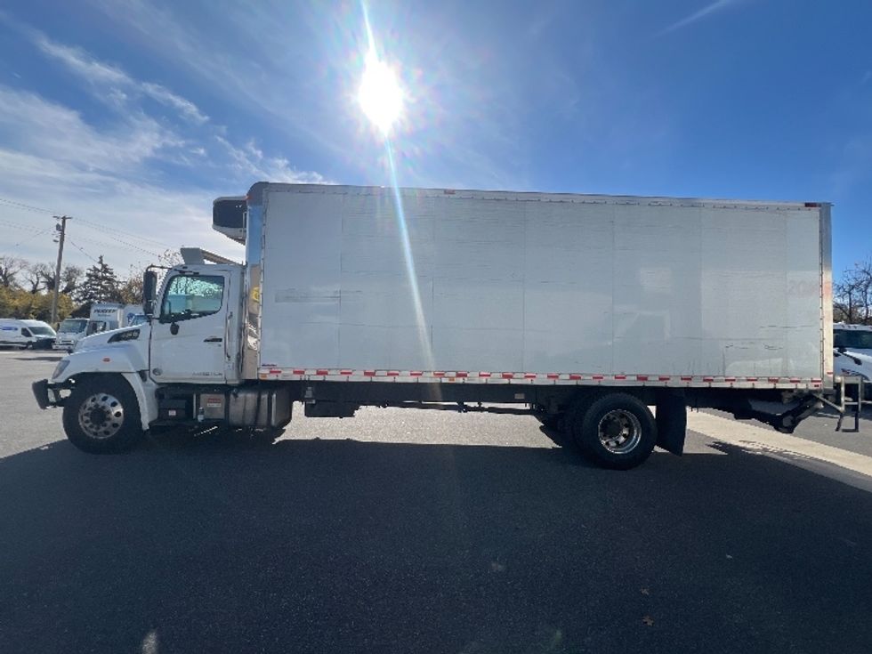 2021 Hino Incomplete Vehicle photo 4