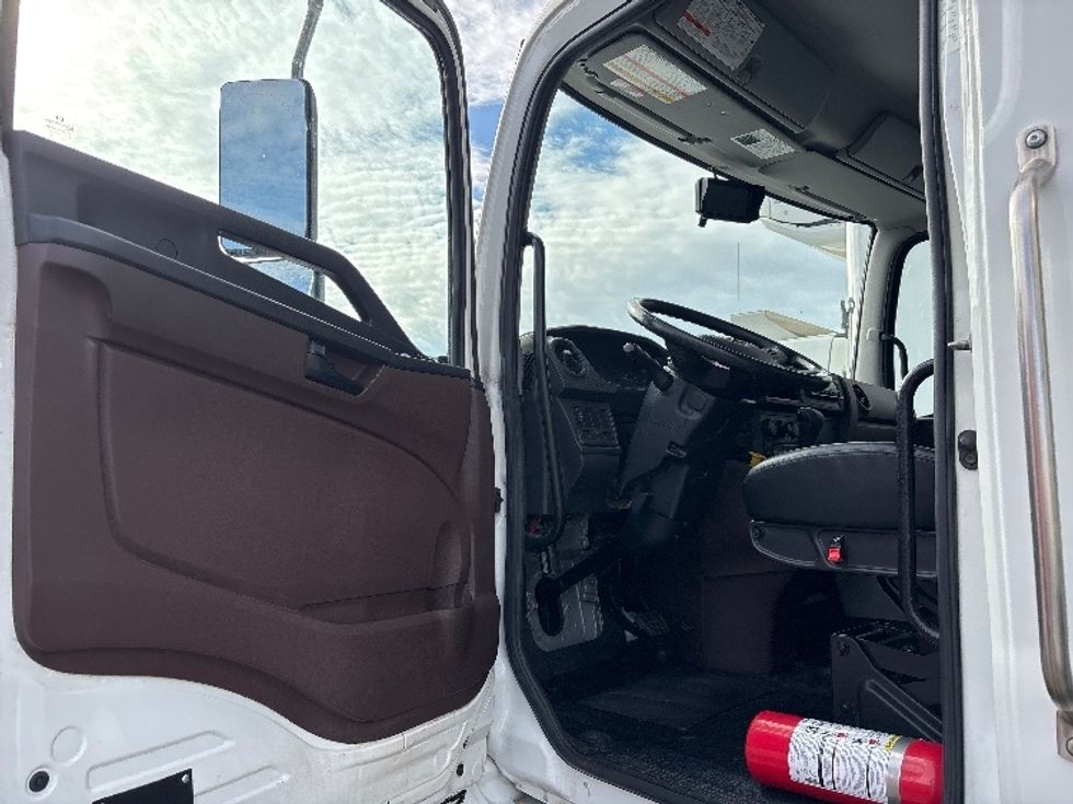 Refrigerated Truck-Light and Medium Duty Trucks-Hino-2021-L6-West Valley City-UT-103,149\n\t\tmiles-$ 72,750 - Image 15