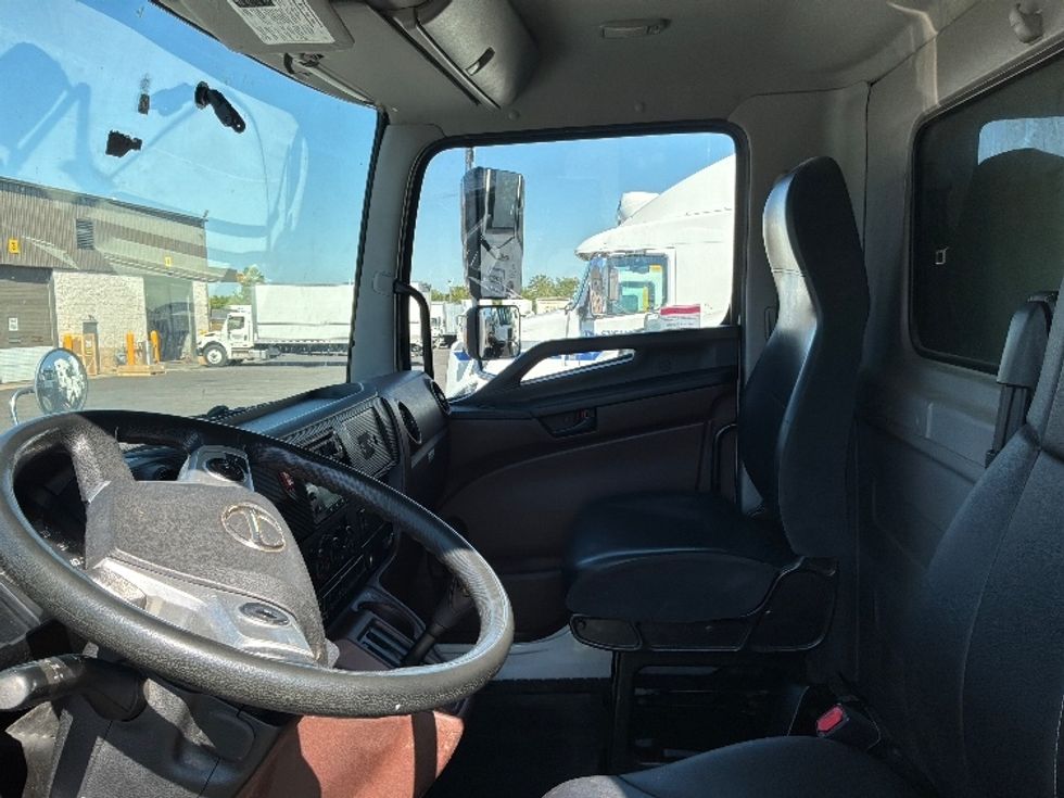 Refrigerated Truck-Light and Medium Duty Trucks-Hino-2021-L7-Piqua-OH-107,632\n\t\tmiles-$ 61,000 - Image 18